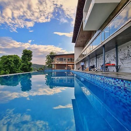 Nexstay Grand Chaliyar Resort Edavanna Экстерьер фото
